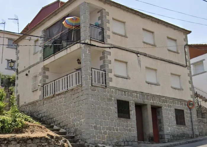 Casa Rural, “el Andador” * El Hoyo de Pinares